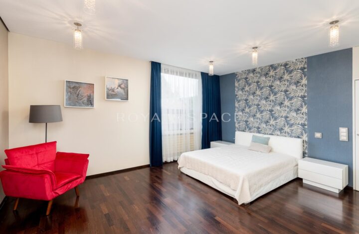 Wyjątkowa willa z ogrodem na Bielanach