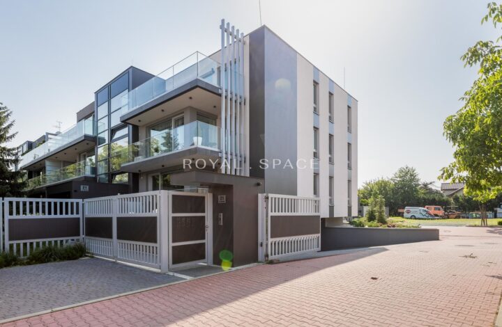 Apartament na Woli Justowskiej w otoczeniu zieleni
