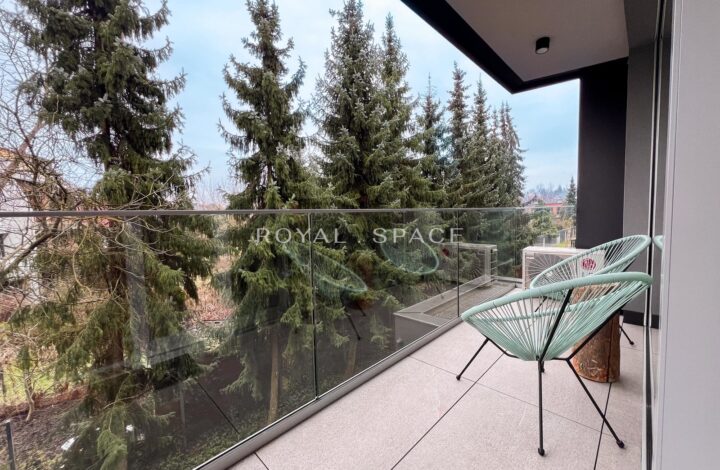 Apartament na Woli Justowskiej w otoczeniu zieleni