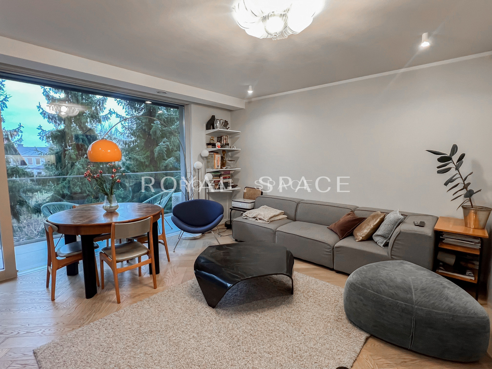 Apartament na Woli Justowskiej w otoczeniu zieleni