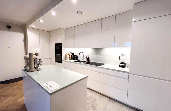 Apartament na Woli Justowskiej w otoczeniu zieleni
