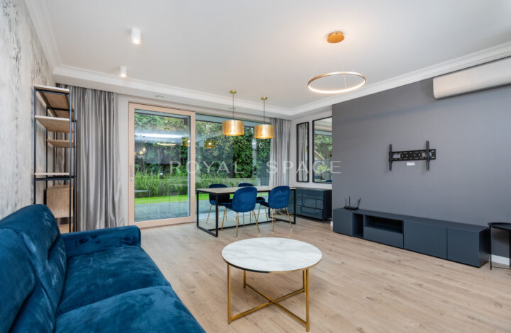 Modern apartment with a garden - Wola Justowska