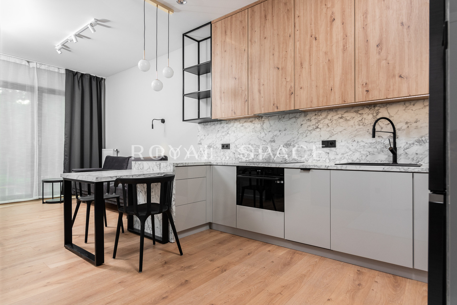Nowy apartament z balkonem w Fabryczna City