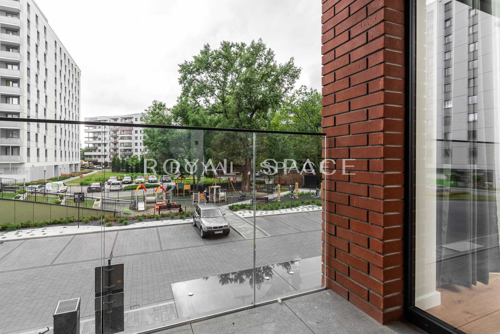 Nowy apartament z balkonem w Fabryczna City