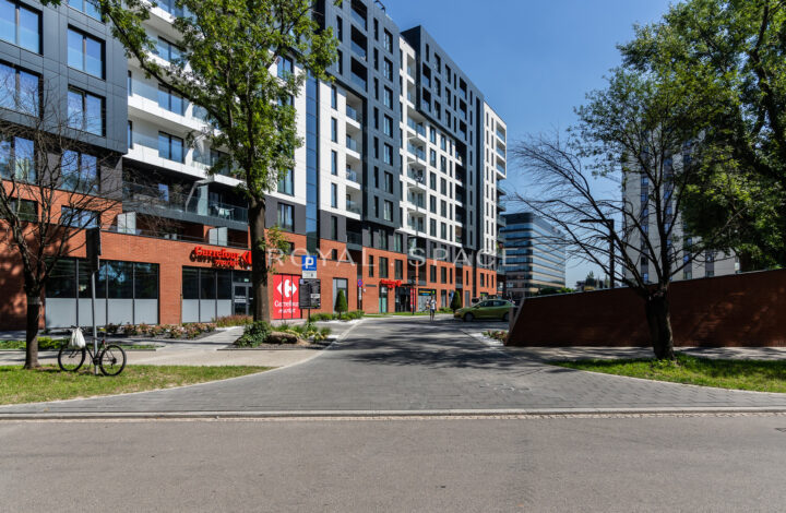 Nowy apartament z balkonem w Fabryczna City