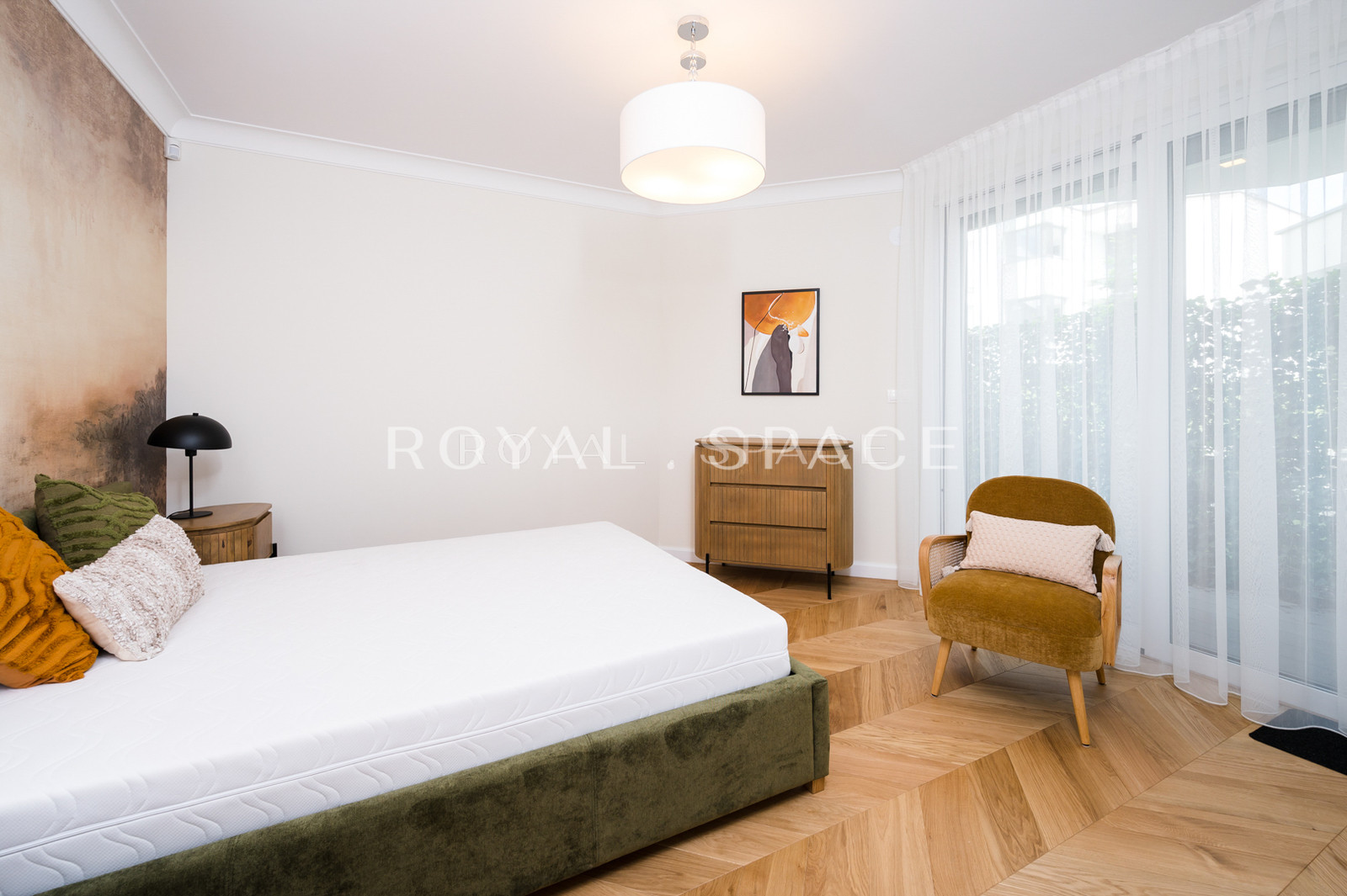 Apartament na Woli Justowskiej z ogrodem