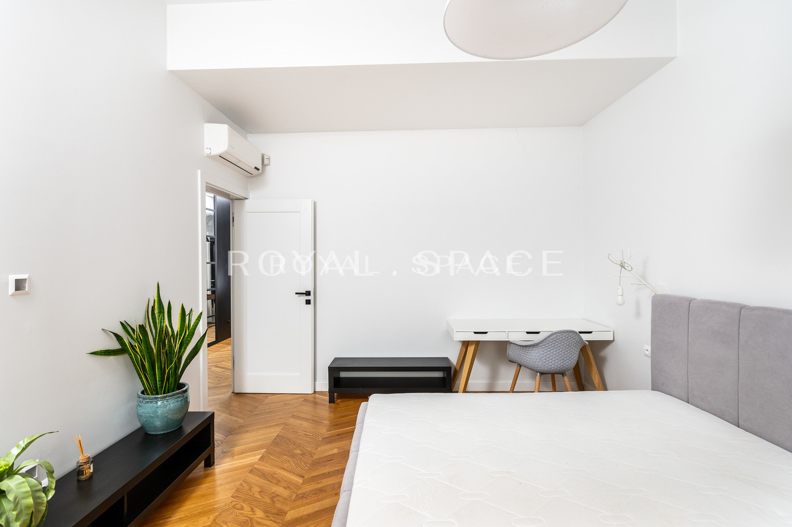 Penthouse z widokiem na Wisłę z ogrodem zimowym