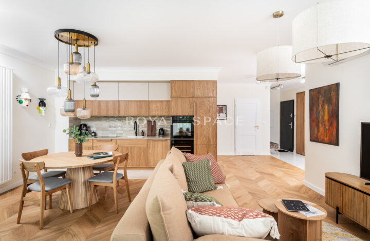 Apartment in Wola Justowska with a garden