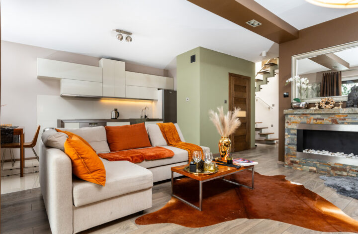 Dom z ogrodem i garażem przy Galerii Bronowice