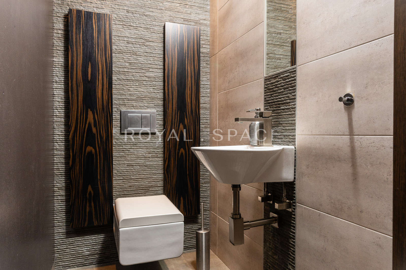 Dom z ogrodem i garażem przy Galerii Bronowice