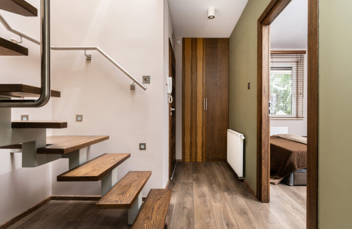 Dom z ogrodem i garażem przy Galerii Bronowice