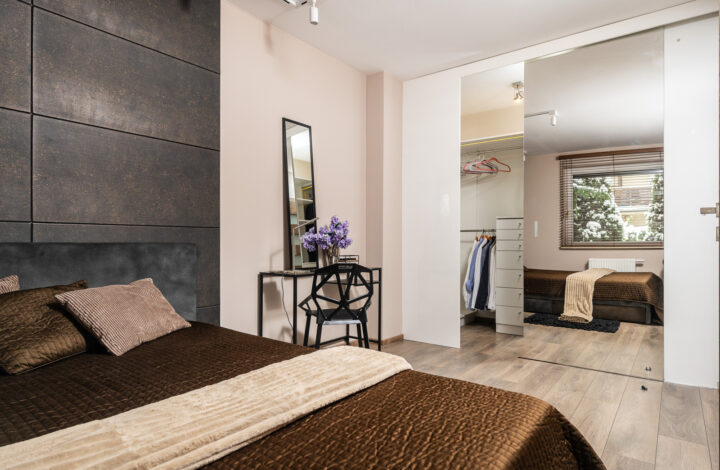 Dom z ogrodem i garażem przy Galerii Bronowice