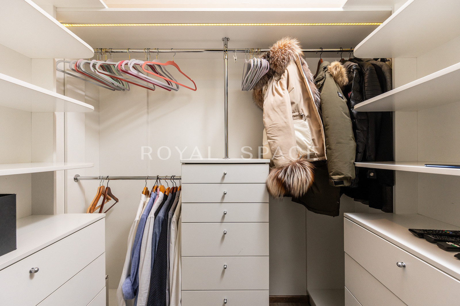 Dom z ogrodem i garażem przy Galerii Bronowice