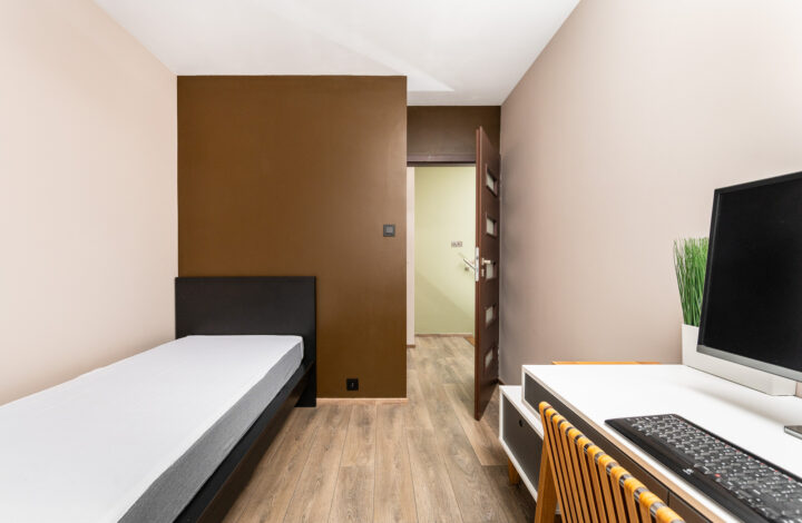 Dom z ogrodem i garażem przy Galerii Bronowice