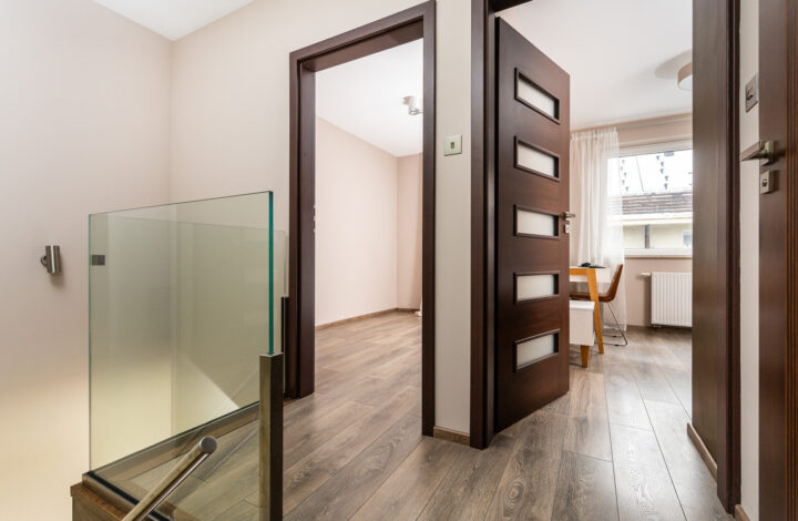 Dom z ogrodem i garażem przy Galerii Bronowice