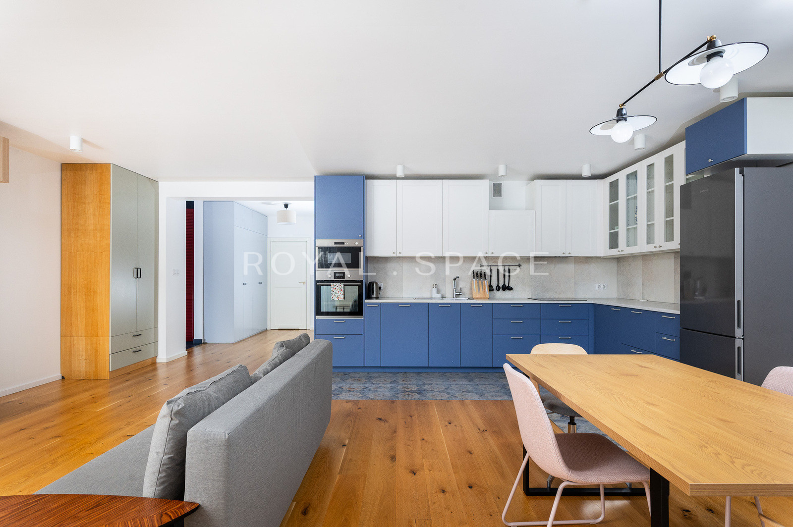 Słoneczny Apartament  z miejscem postojowym