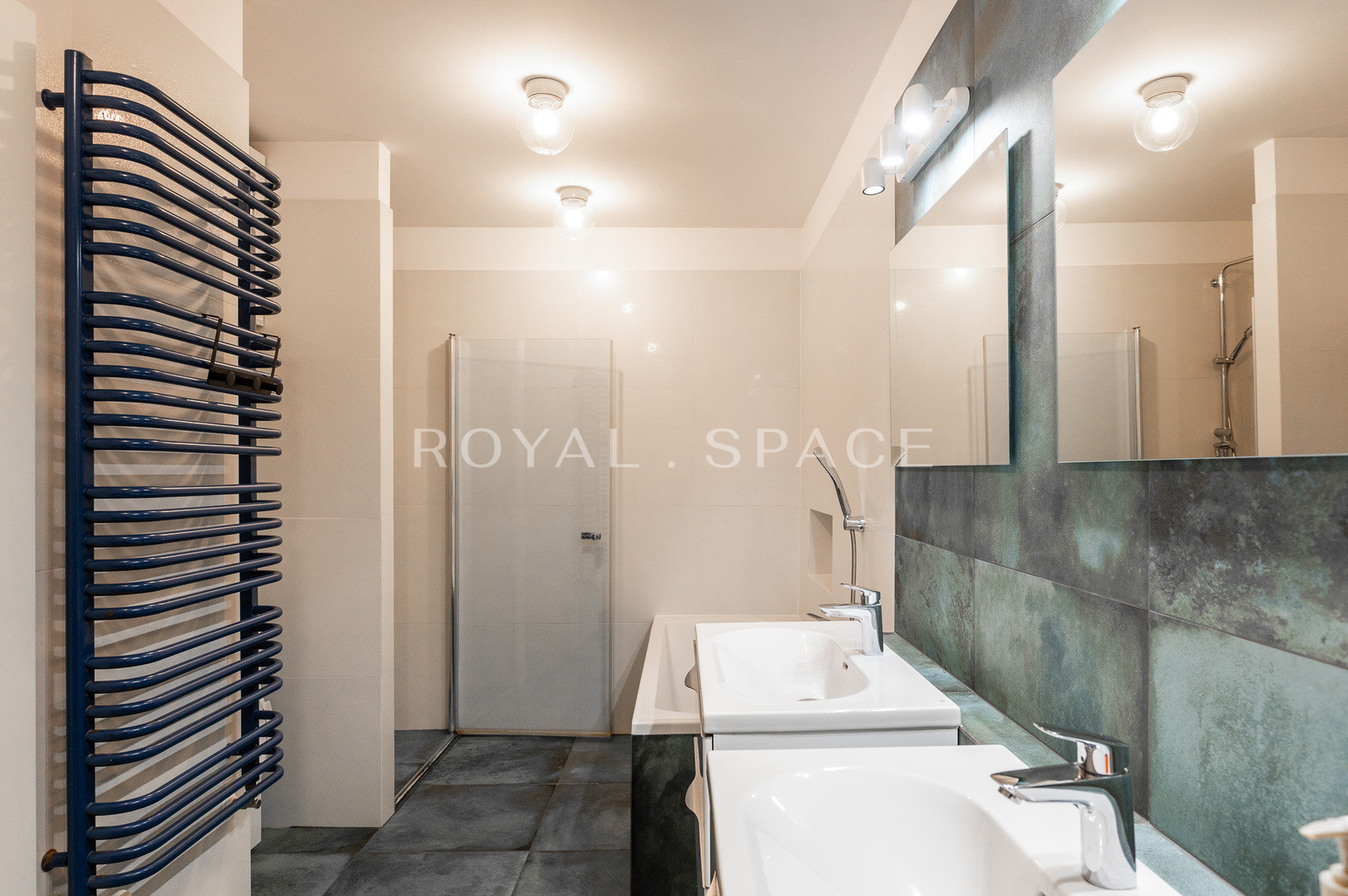 Słoneczny Apartament  z miejscem postojowym