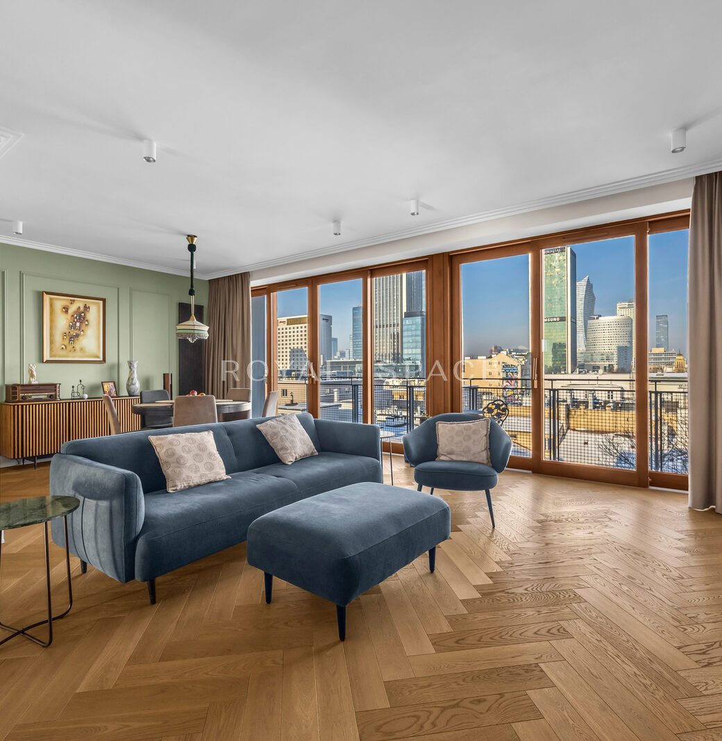 Верхний этаж отеля Emilii Plater с потрясающим видом!