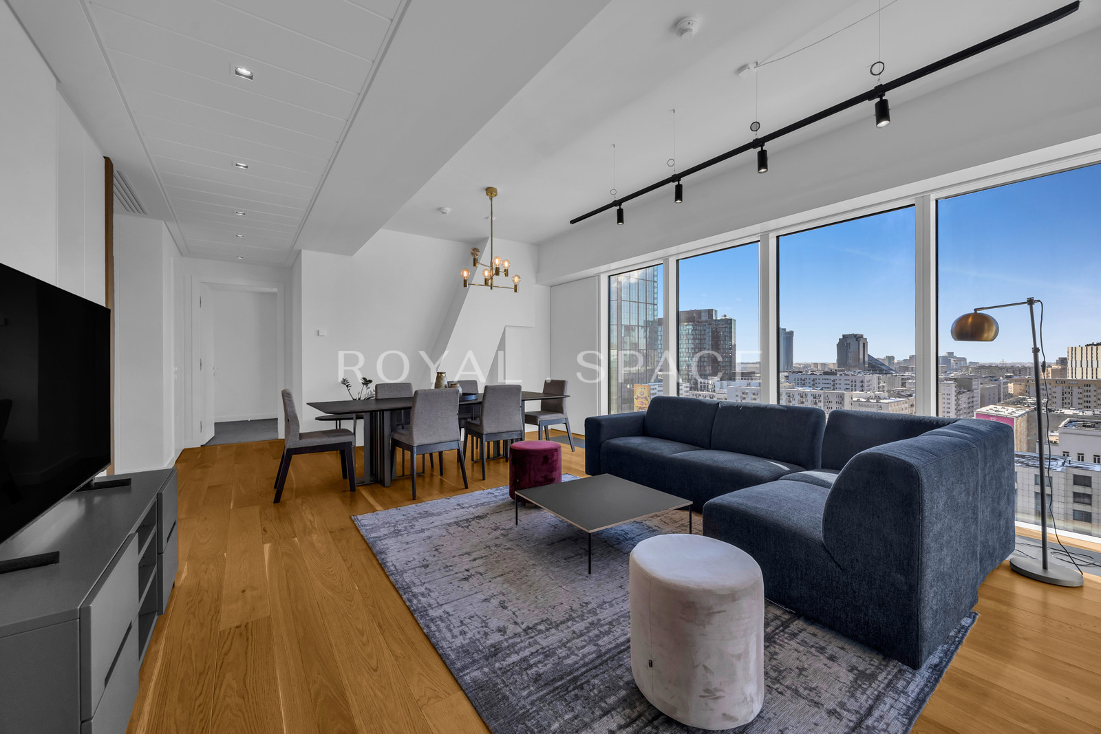 Złota 44 – Najlepsza cena w budynku!