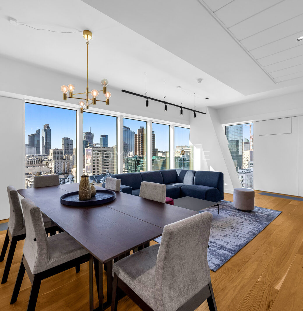 Złota 44 – Najlepsza cena w budynku!