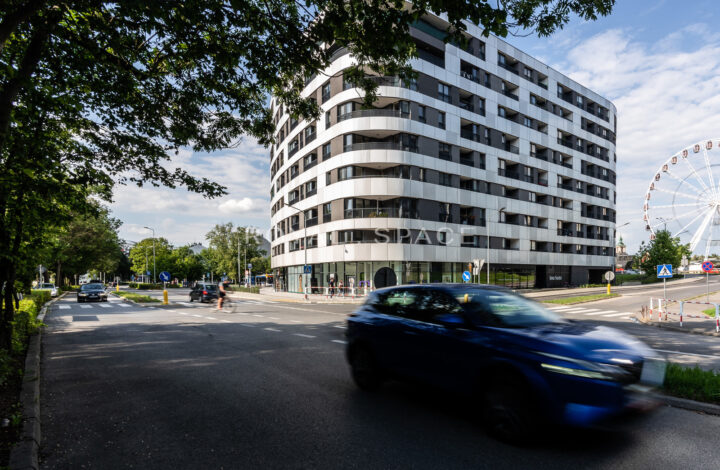 Mieszkanie na 6 piętrze tuż obok Forum!