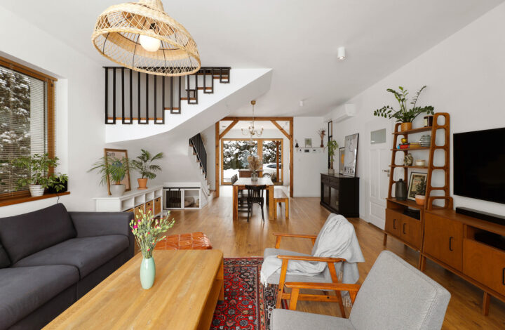 Exceptional energy-efficient home with garden!