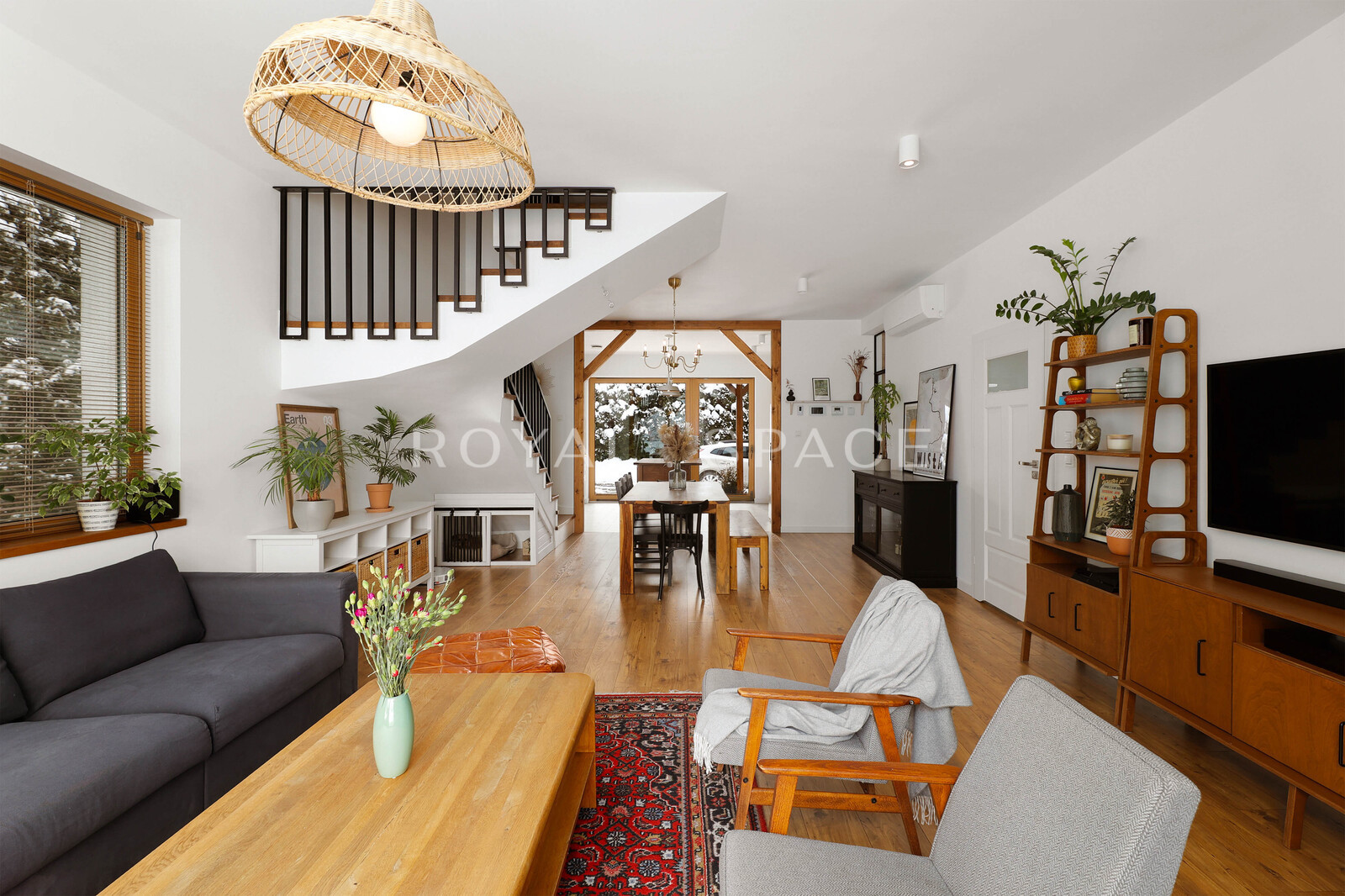 Exceptional energy-efficient home with garden!