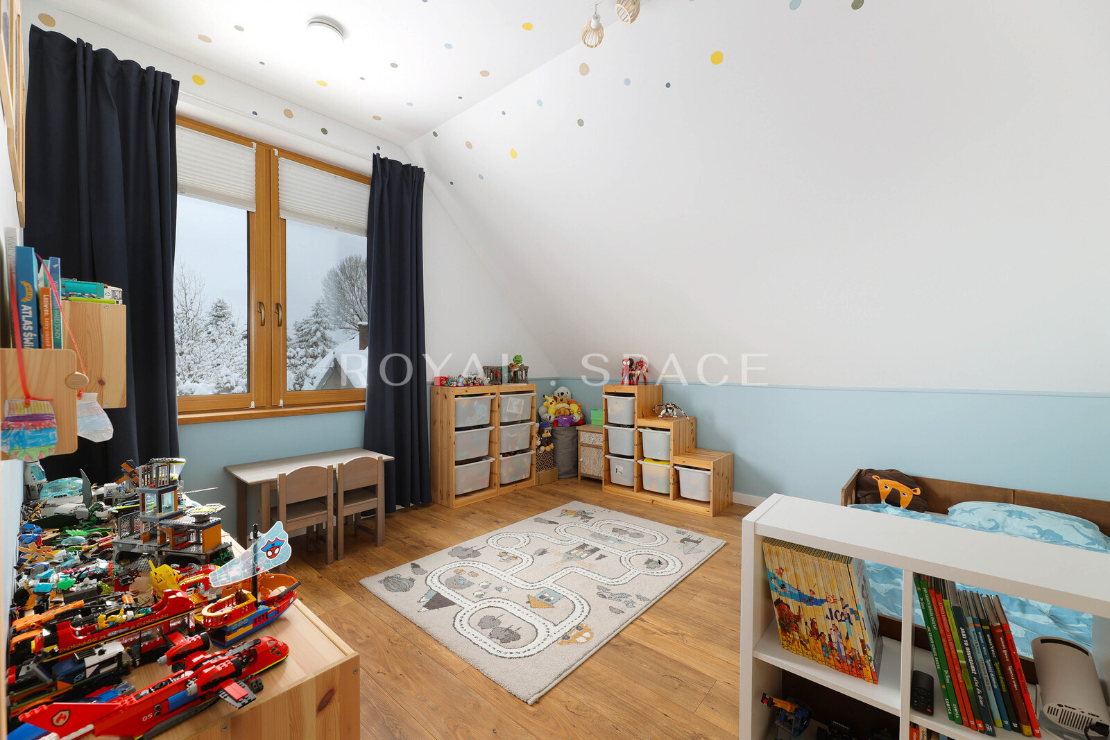 Exceptional energy-efficient home with garden!