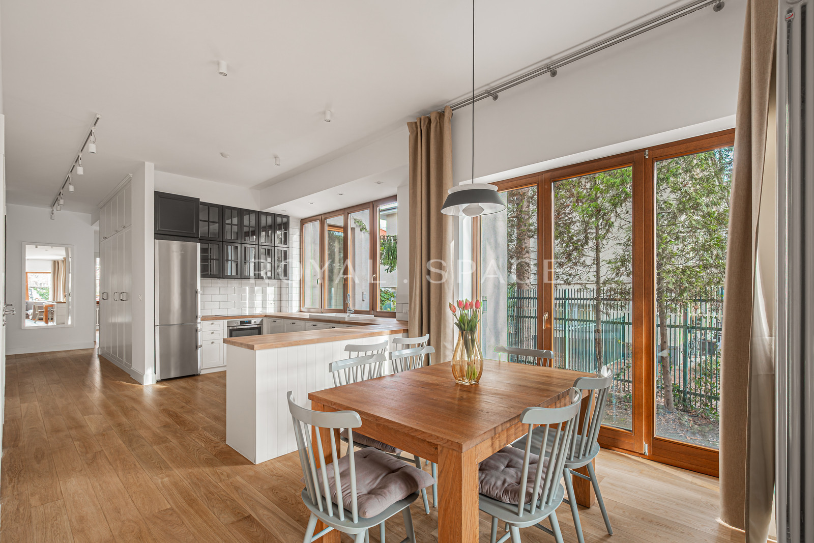 Apartament z ogrodem w sercu Saskiej Kępy