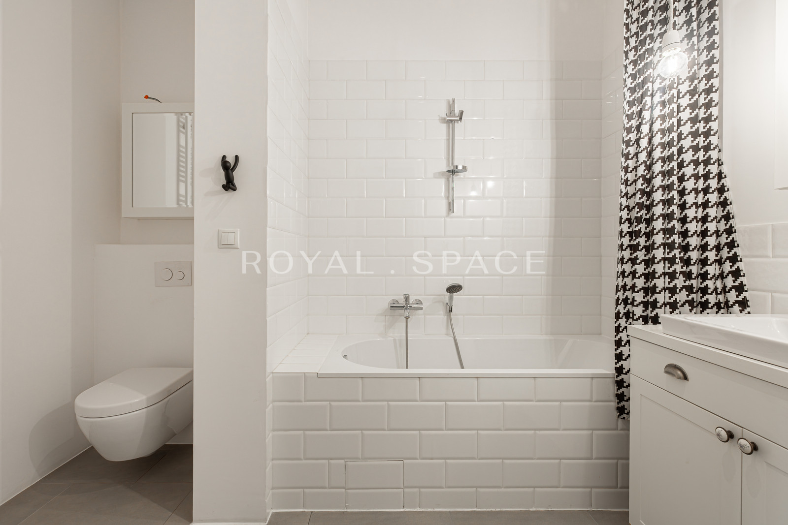 Apartament z ogrodem w sercu Saskiej Kępy