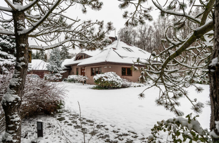 Luksusowa willa z jacuzzi, sauną i dużym ogrodem