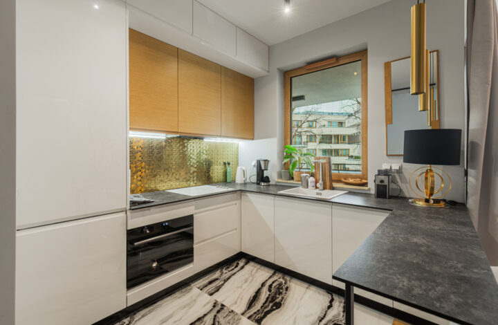 Сучасний апартамент з балконом | Rudzka!