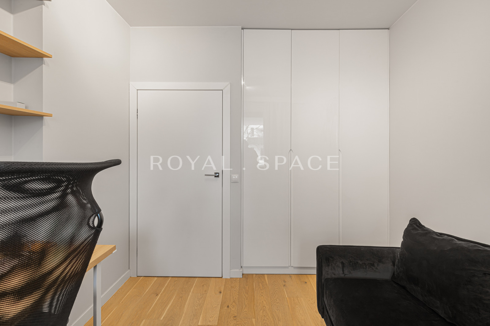 Сучасний апартамент з балконом | Rudzka!