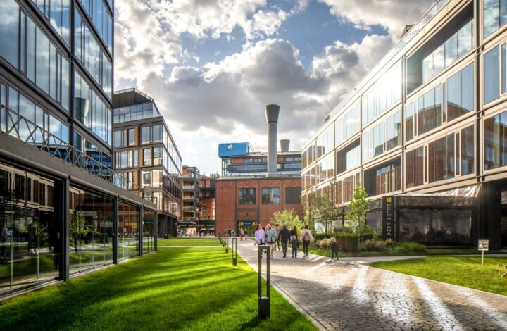 Warszawa, Śródmieście, Dobra 54