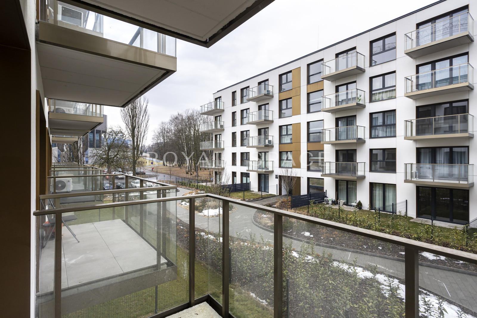 Modern Studio by the Park | BELG