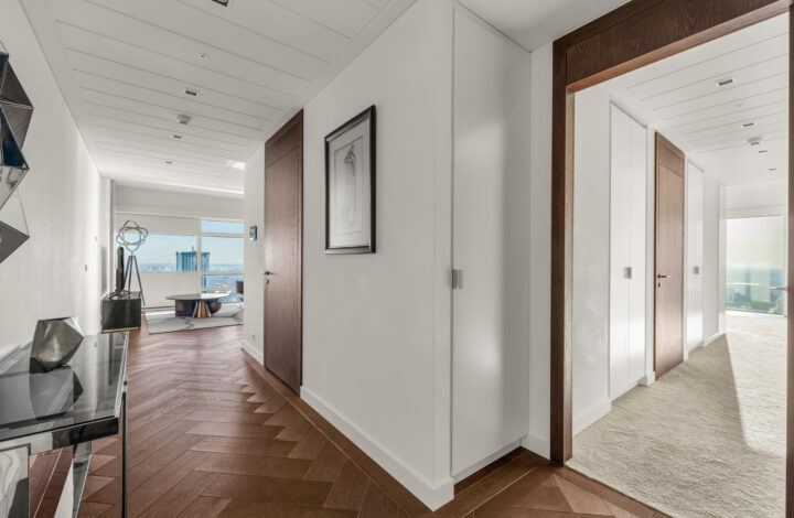 Złota 44 | Luksusowy apartament | Wysokie piętro