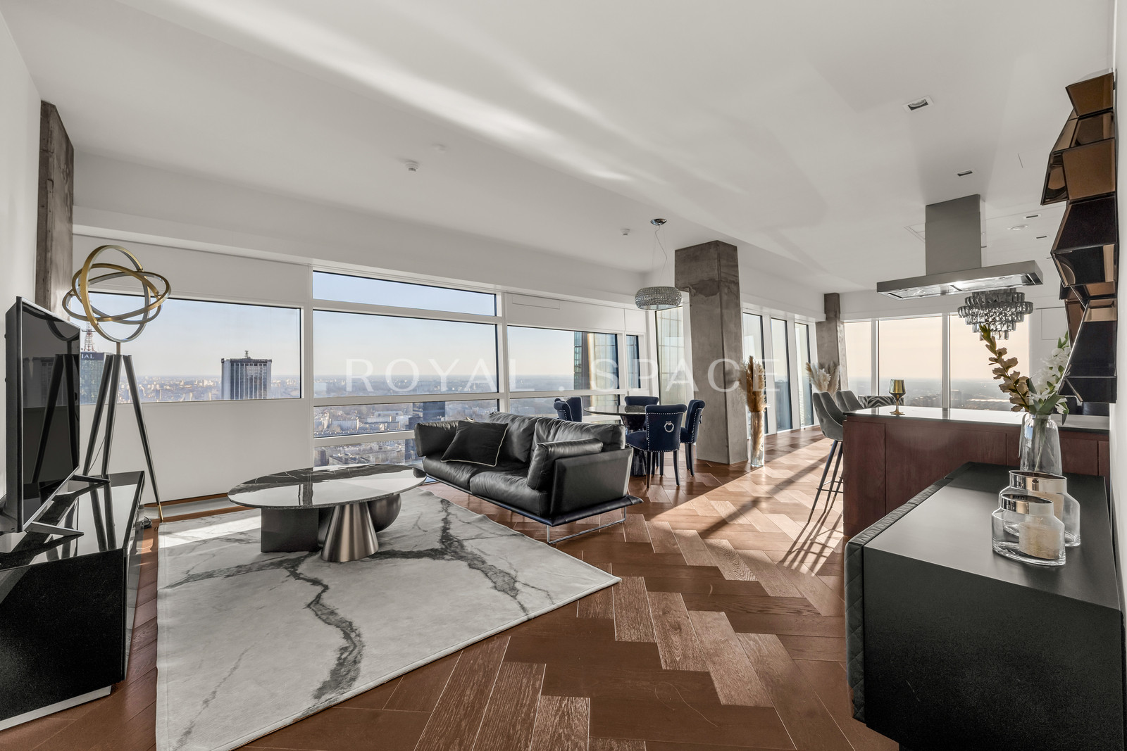 Złota 44 | Luksusowy apartament | Wysokie piętro