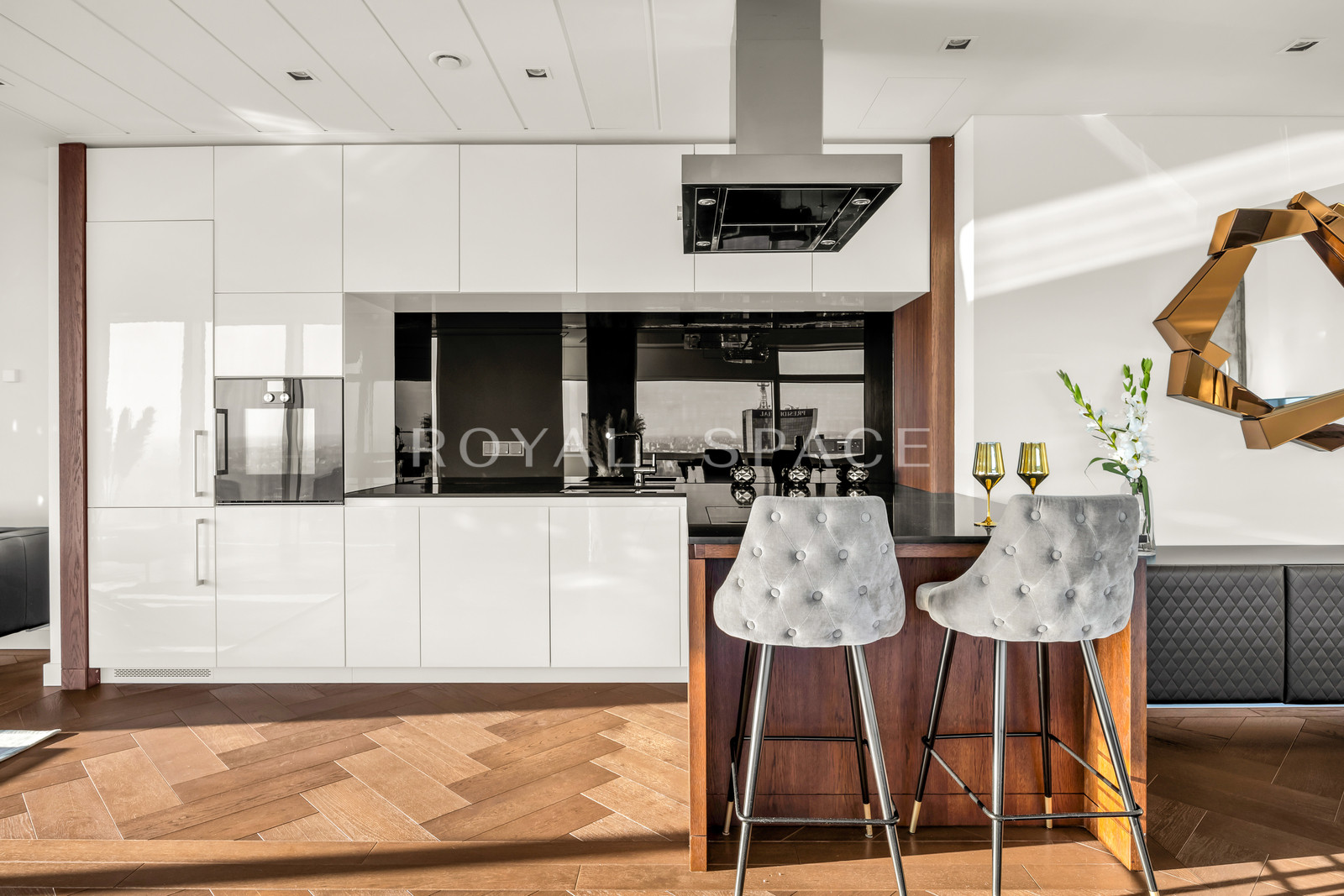 Złota 44 | Luksusowy apartament | Wysokie piętro