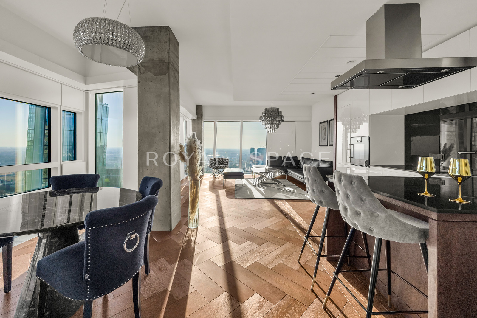 Złota 44 | Luksusowy apartament | Wysokie piętro