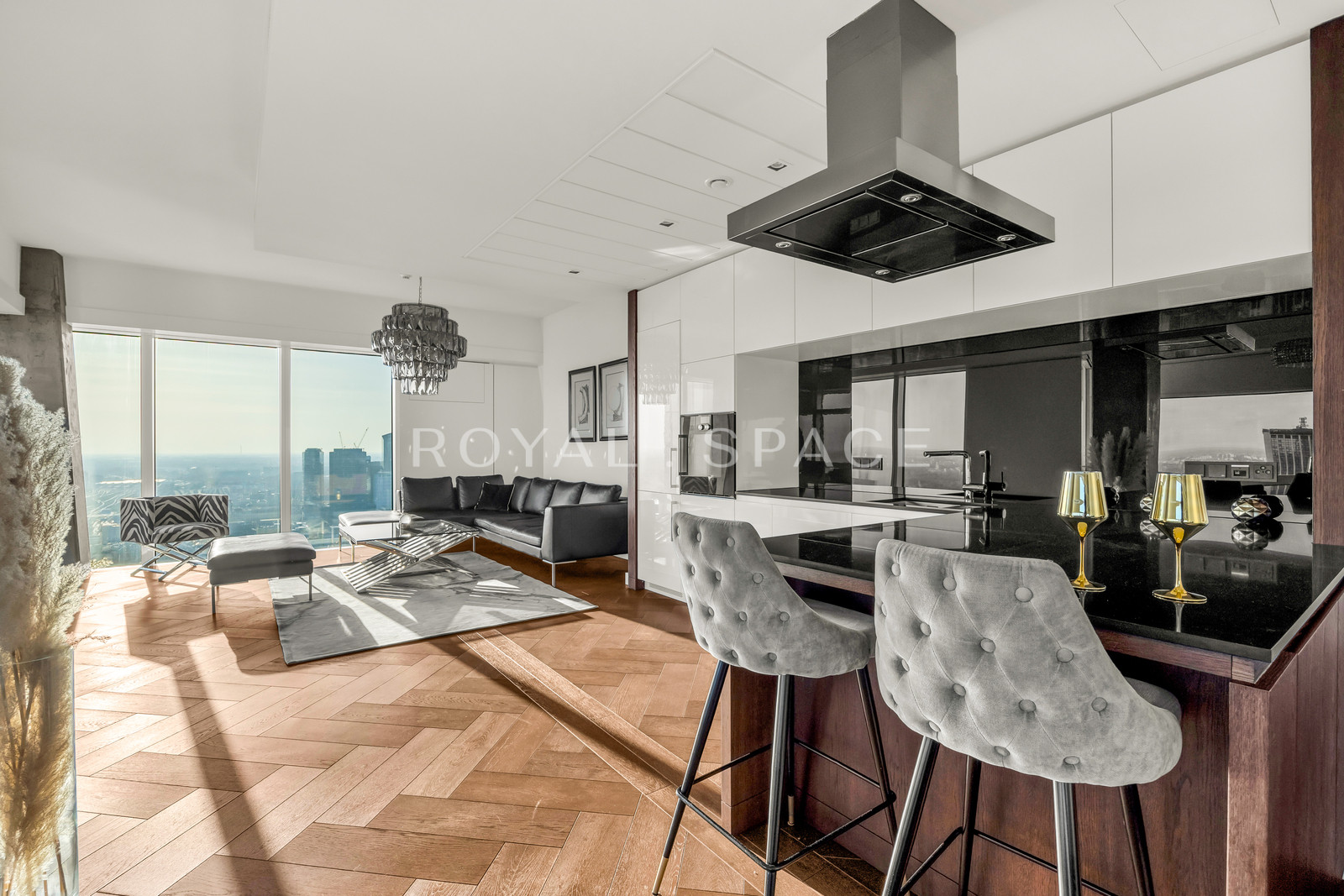 Złota 44 | Luksusowy apartament | Wysokie piętro