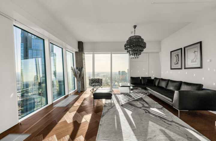 Złota 44 | Luksusowy apartament | Wysokie piętro