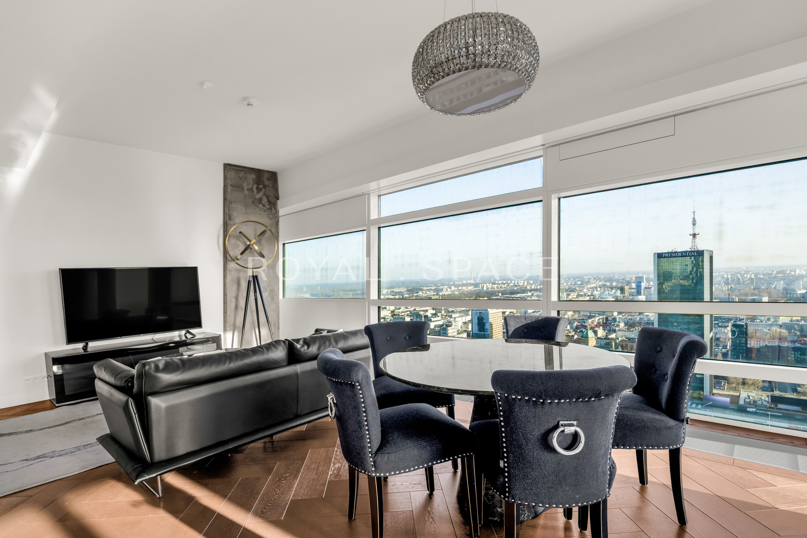 Złota 44 | Luksusowy apartament | Wysokie piętro