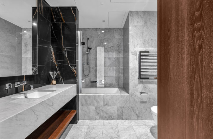 Złota 44 | Luksusowy apartament | Wysokie piętro