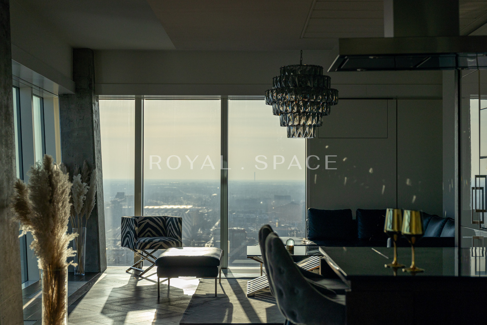 Złota 44 | Luksusowy apartament | Wysokie piętro