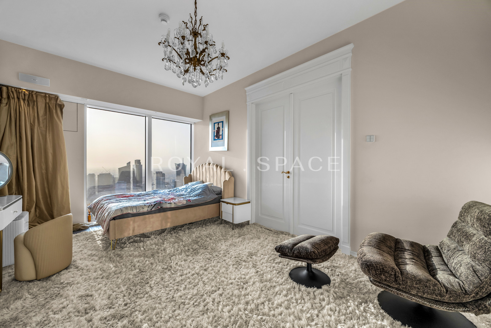 Stunning High-Floor Apartment | Złota 44