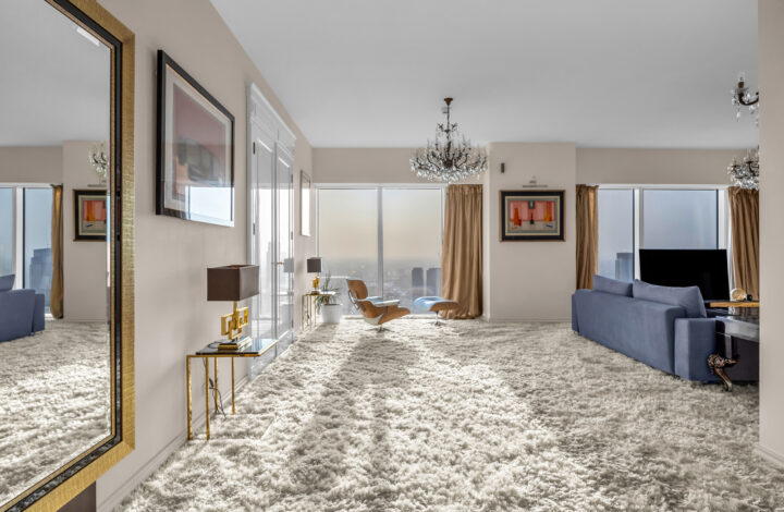 Stunning High-Floor Apartment | Złota 44