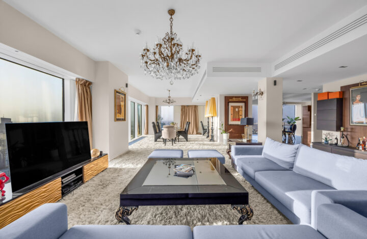 Stunning High-Floor Apartment | Złota 44