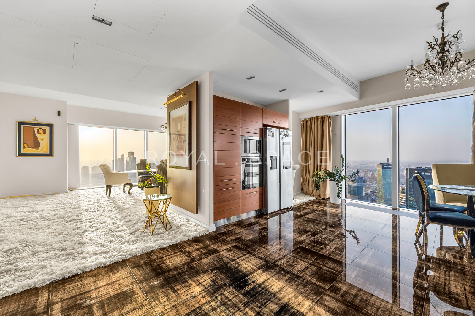 Stunning High-Floor Apartment | Złota 44