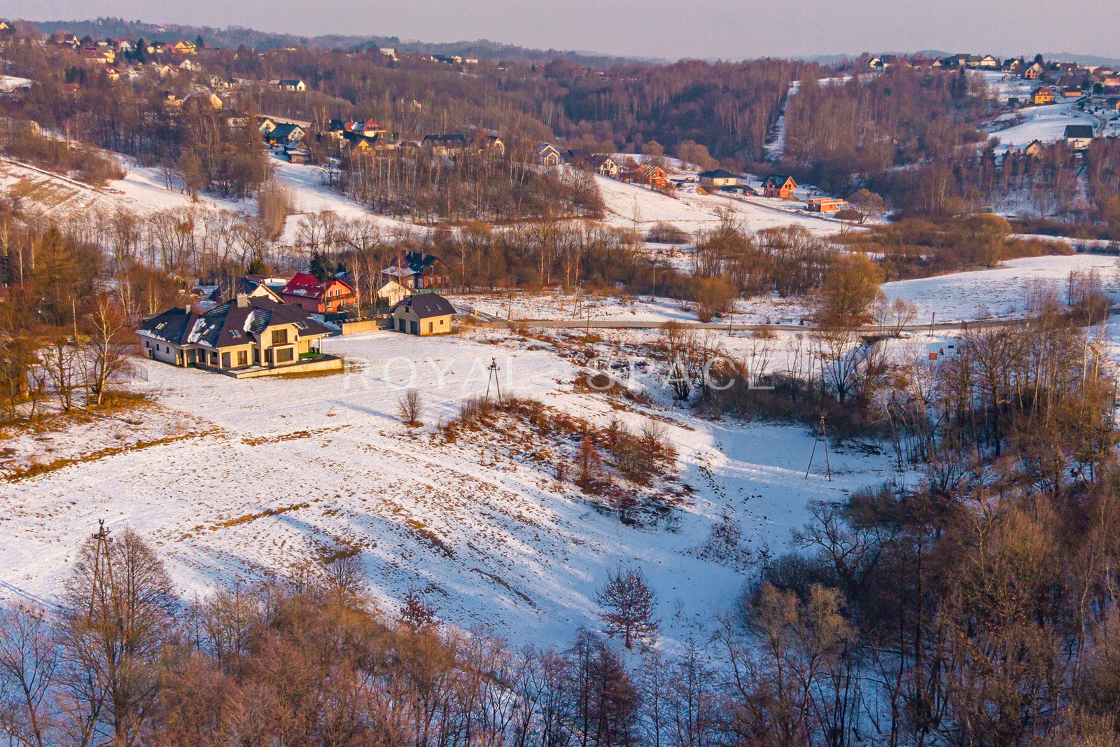 Вілла преміум-класу з приватним садом!