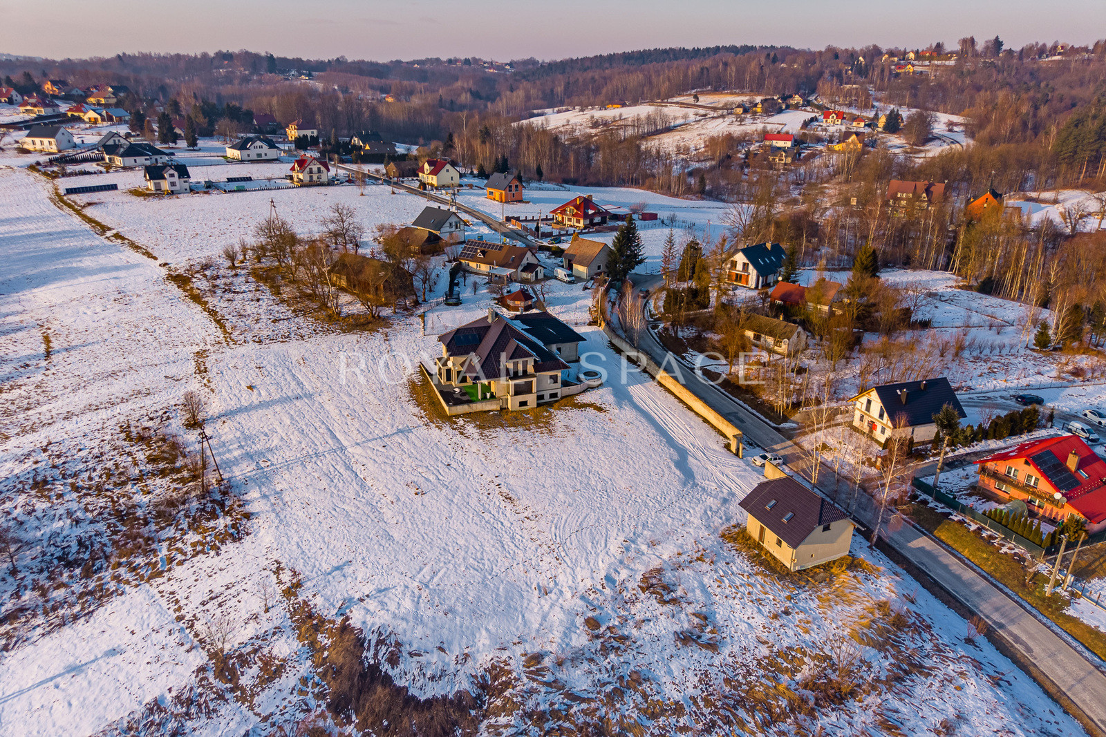 Вілла преміум-класу з приватним садом!